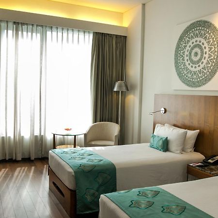 Vivanta Chennai It Expressway Omr Экстерьер фото Deluxe Room